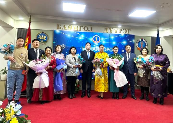 Монгол Улсын Ерөнхийлөгчийн зарлигаар БОСА Холдингийн дараах ажилтнуудад төрийн дээд шагнал олголоо